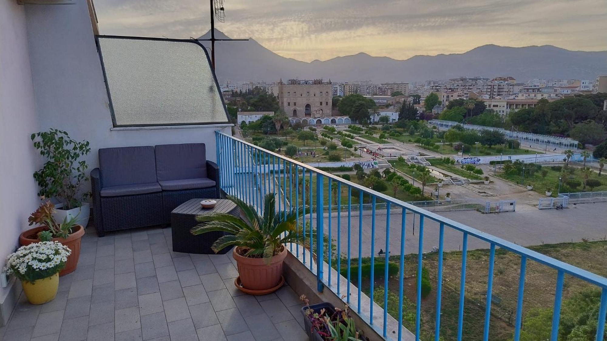 La Terrazza Sul Castello Apartment Palermo Exterior photo